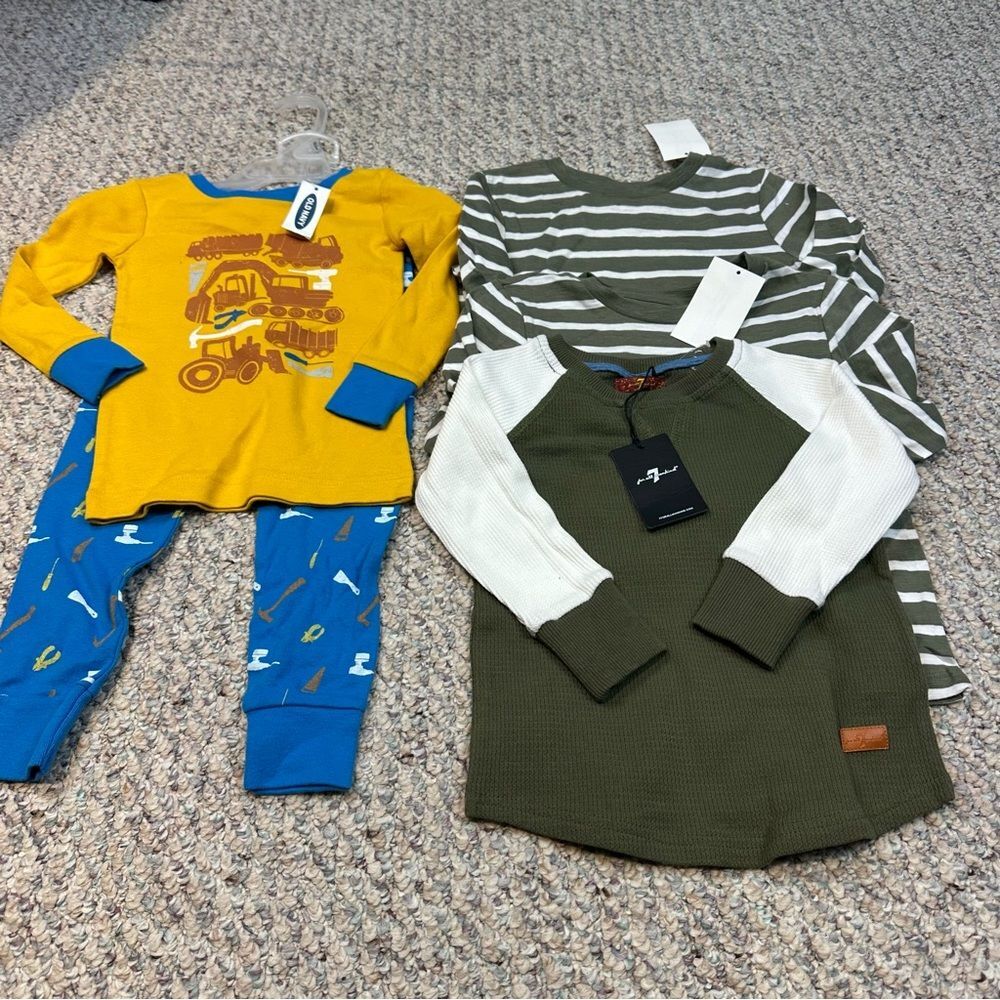 NWT Boy’s bundle of 3 long sleeve tops and pajama set size 2T